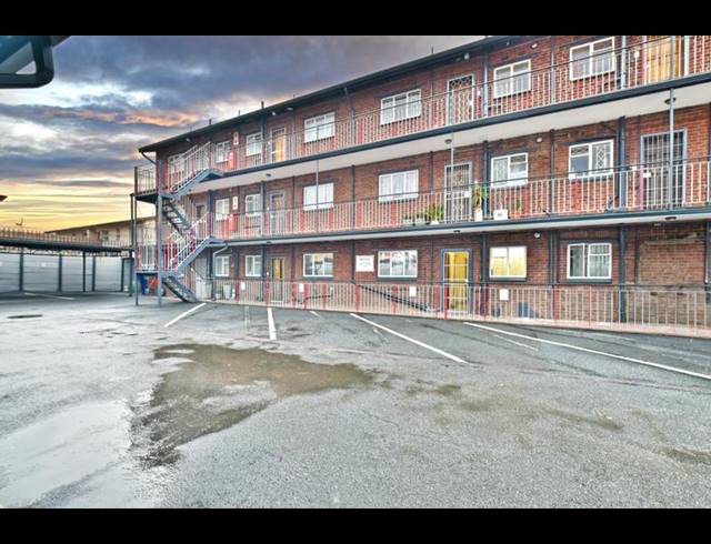 1 BEDROOM APARTMENT FOR SALE IN NEW REDRUTH